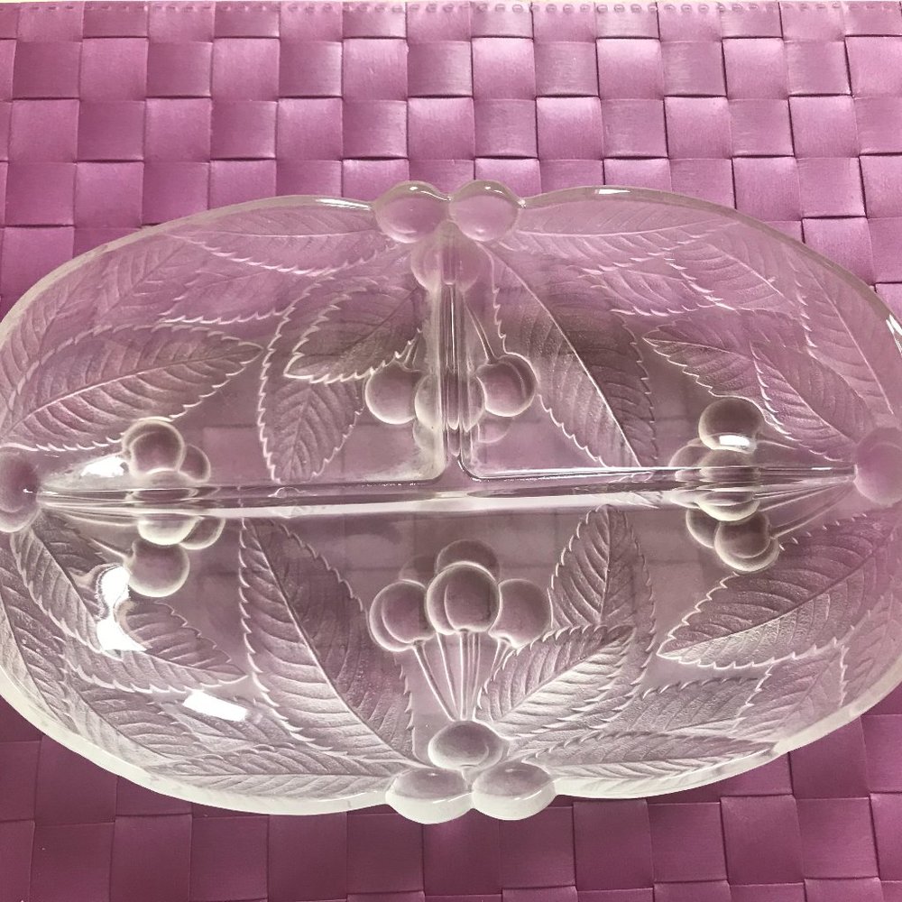 Vintage 3 Section Oval Divided Glass / Serving Tray